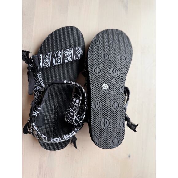 ARIZONA LOVE Bandana Trekky Sandals size 42/ US 12 - Picture 6 of 8